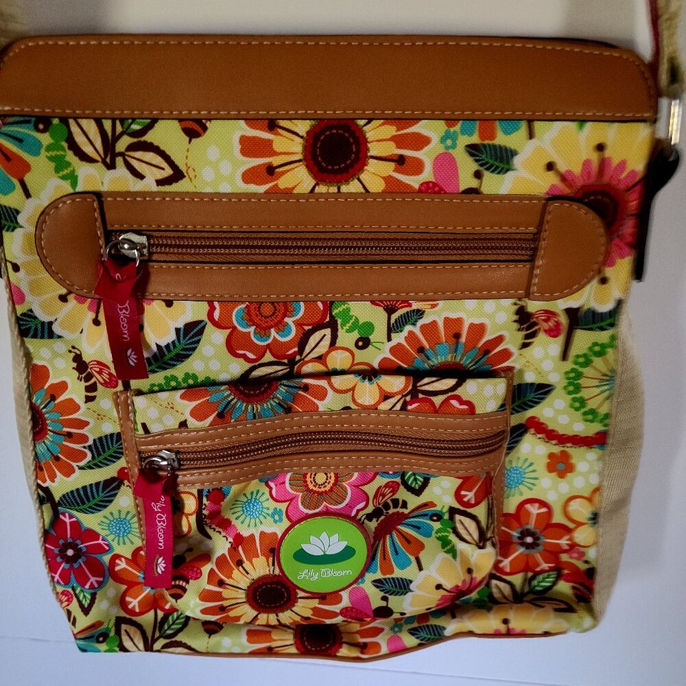LILLY BLOOM BUSY BEE FLORAL MULTICOLOR ADJUSTABLE STRAP SHOULDER BAG